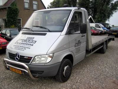 De autotransporter van Veencars